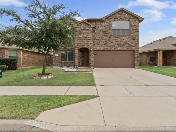 6377 Skipper Ln, Fort Worth, TX 76179