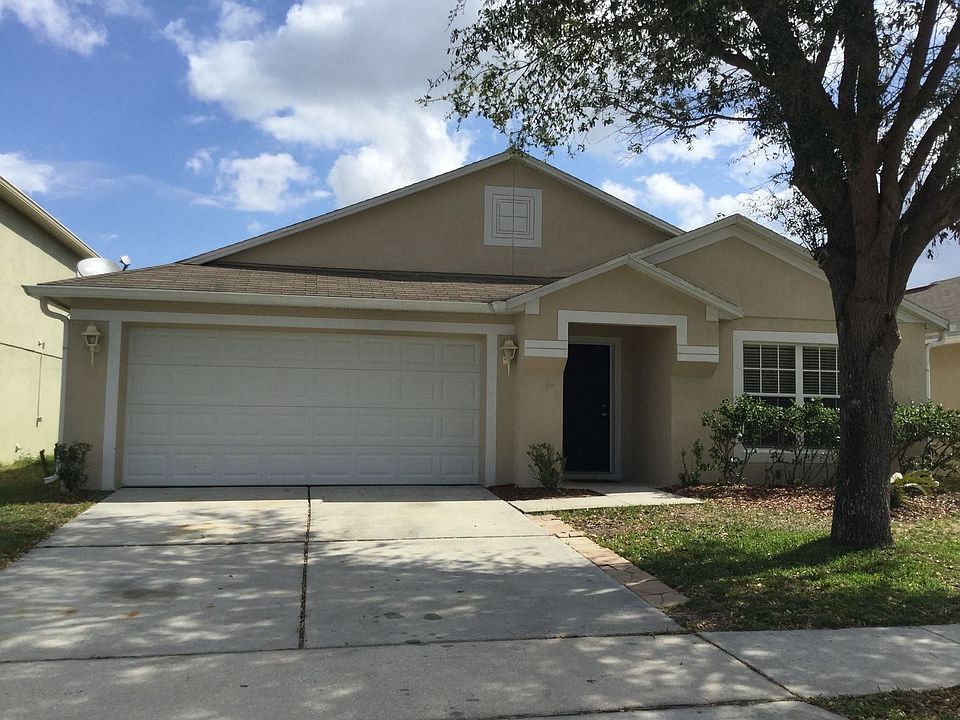 1st image of 1225 Blackwater Pond Dr