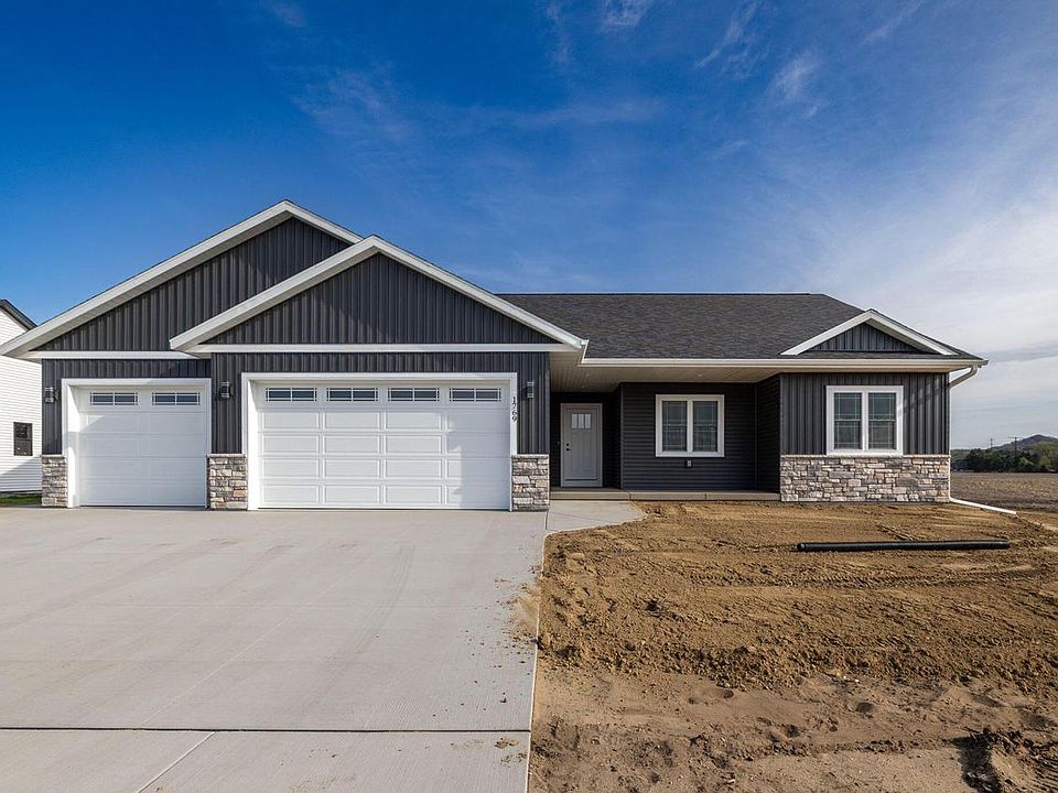 1st image of 1769 Arches DRIVE