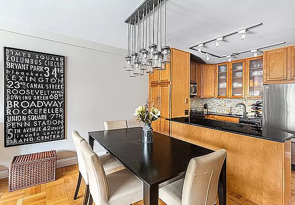 2nd image of 315 W 70th St APT 10F
