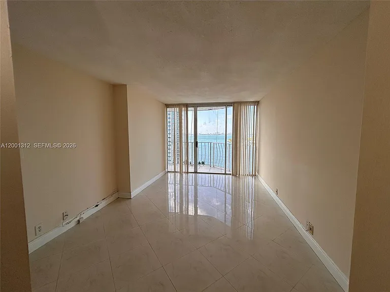 7601 E Treasure Dr #1612 — Photo 5