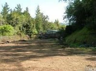 225 Theresa Dr, Cloverdale, CA 95425
