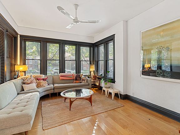 3rd image of 2522 N Springfield Ave