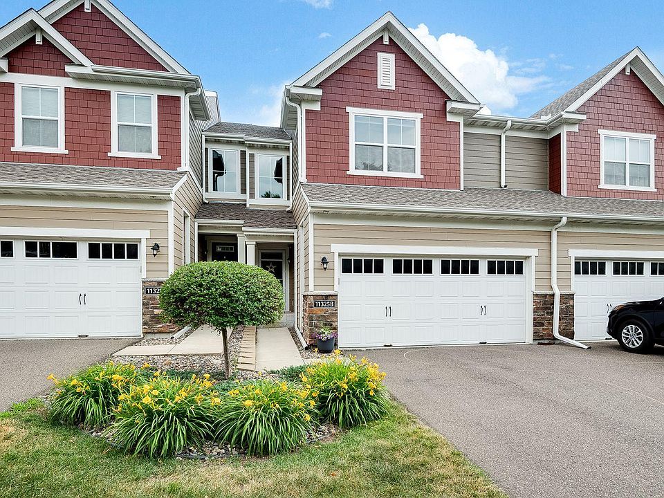 1st image of 11325 Sand Castle Dr #B