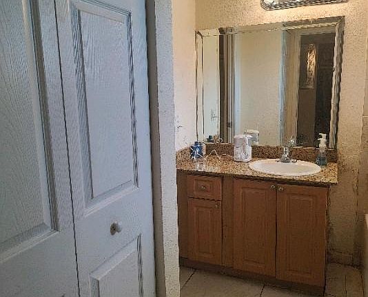 5th image of 7701 SW 88th St