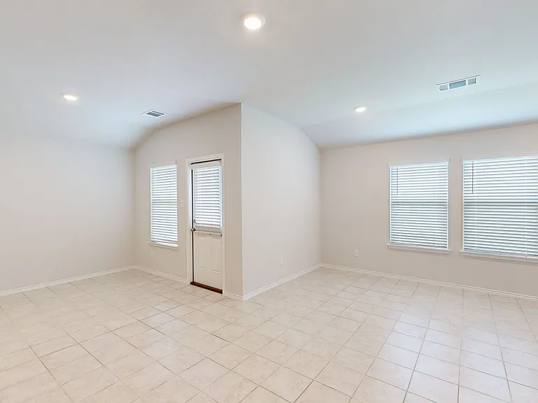 9606 Falme Ln — Photo 13
