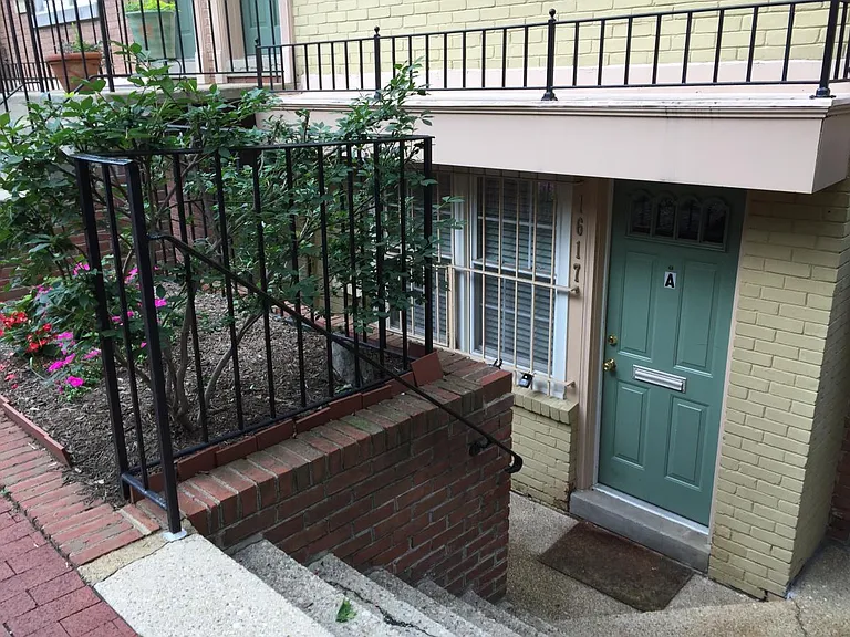 1617 Corcoran St NW — Photo 16