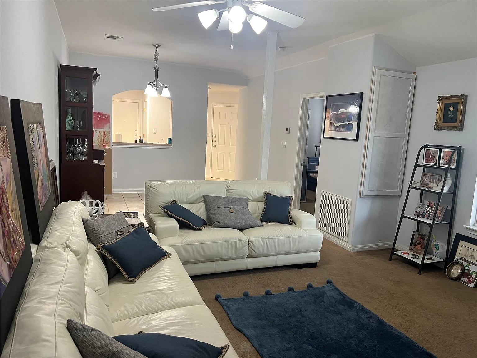 2 bed, 2.0 bath, 1000 sqft, $1,299 — Photo 3