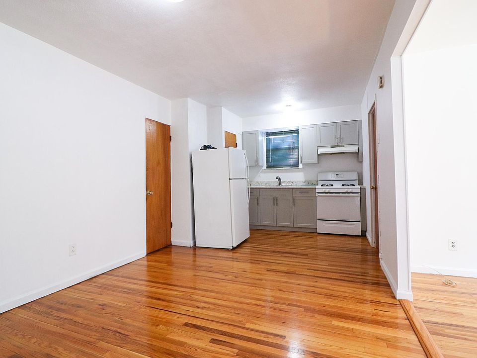 1st image of 3172 Layton Ave #1