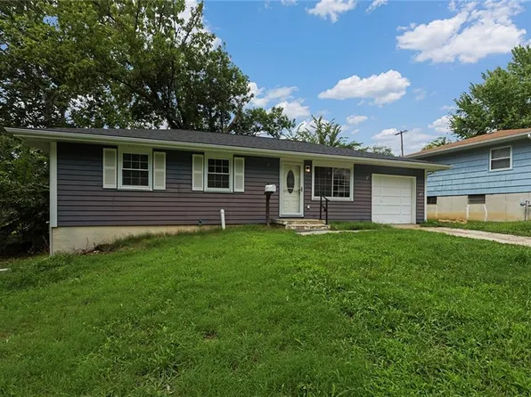 6202 E 150th Ter, Grandview, MO 64030