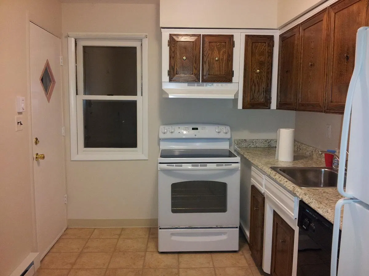 2 bed, 897 sqft, $2,200 — Photo 4