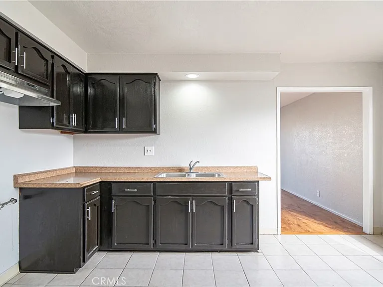 1308 E Oaks St #C — Photo 1
