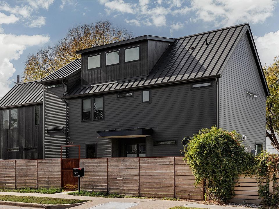 1st image of 108 Comal St