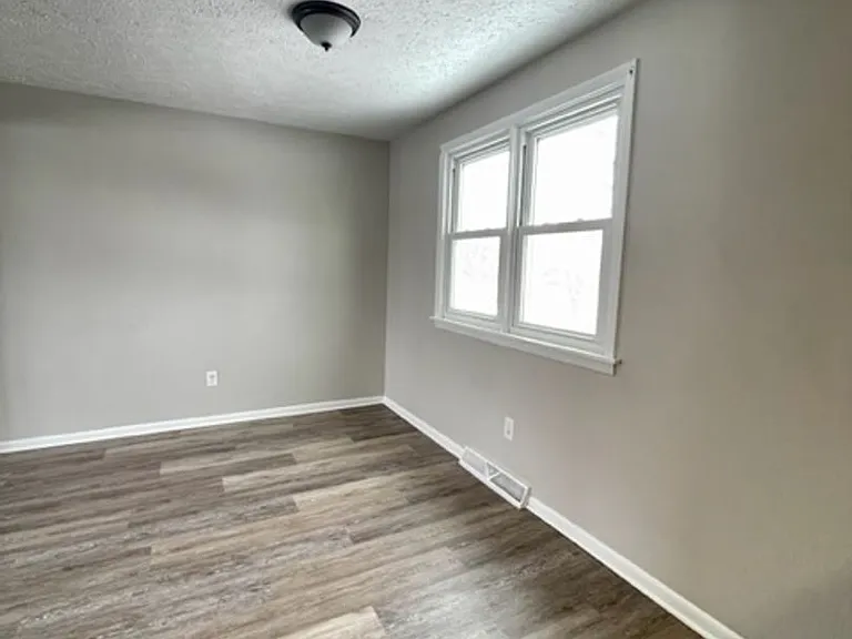 472 Township Road 1902 — Photo 3