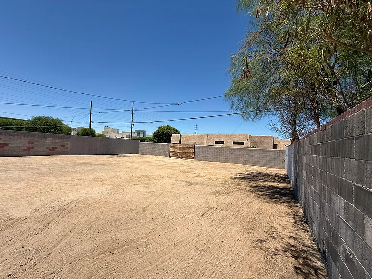 1050 W Rosewood Dr — Photo 27