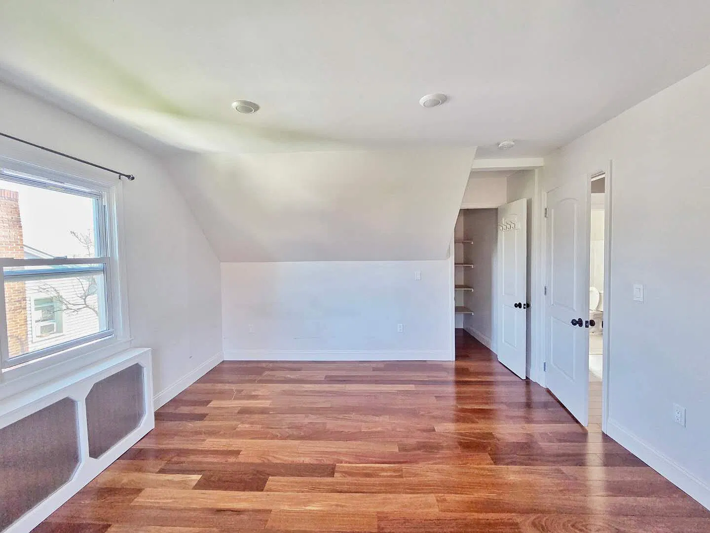 1 bed, 800 sqft, $1,750 — Photo 1