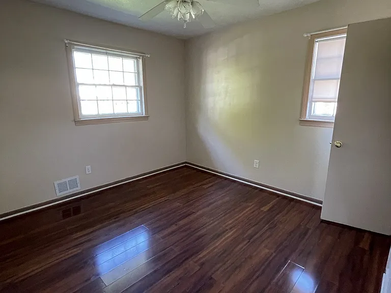 5710 Whispering Hills Blvd — Photo 8