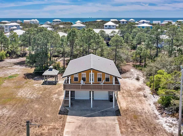 6782 Palmetto Dr, Gulf Shores, AL 36542