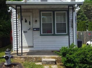 861 S 6th St, Lebanon, PA 17042