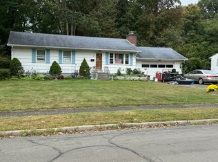 32 Grove Rd, North Haven, CT 06473