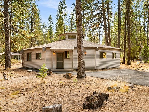 2nd image of 18031 Diamond Peak Ln #7