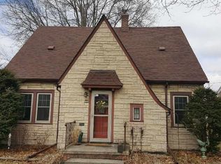 1551 Bertch Ave, Waterloo, IA 50702