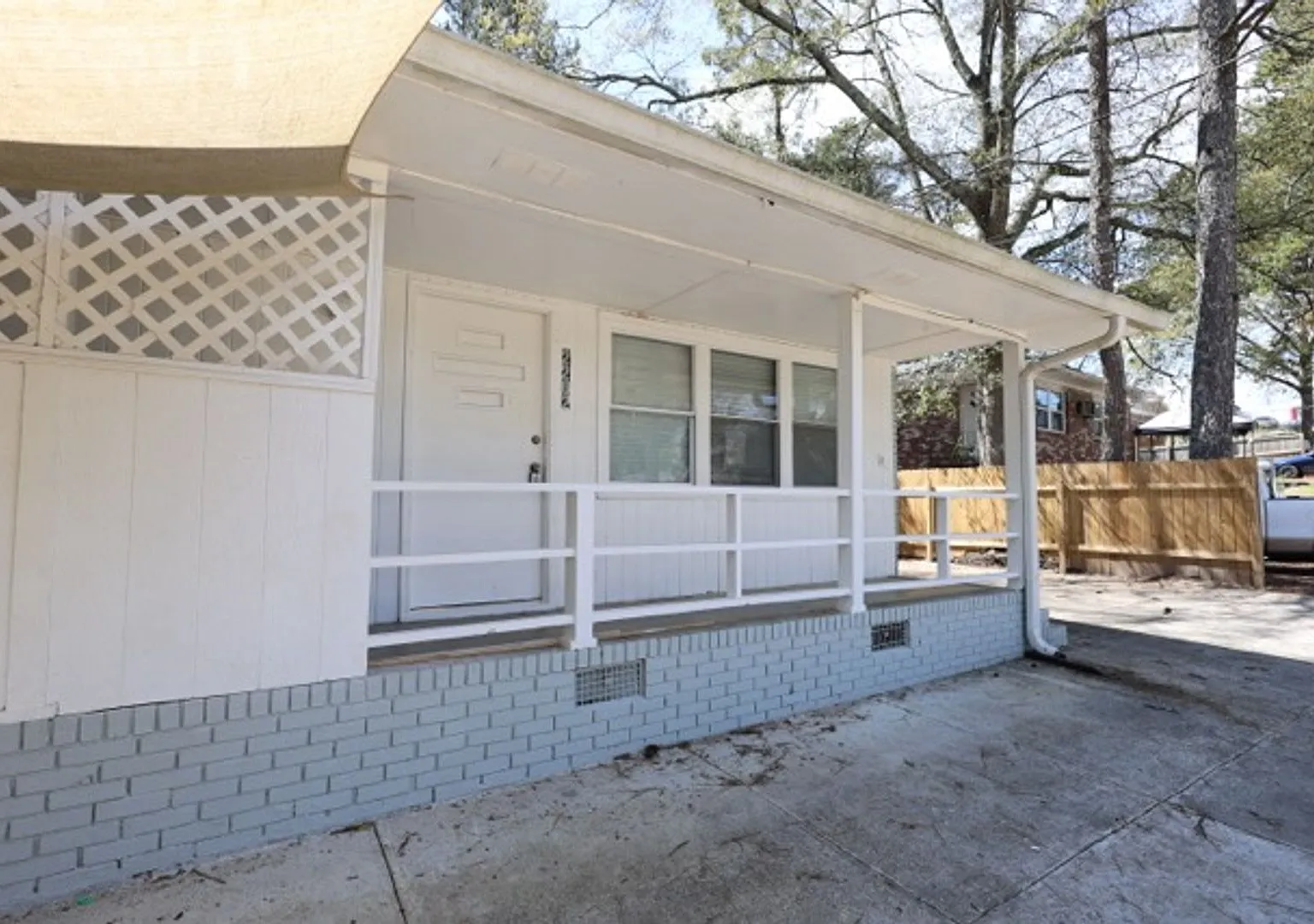 Move-in Ready Condo for Rent! — Photo 1