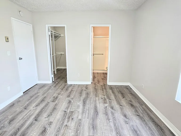 4525 Hamilton St #1 — Photo 12
