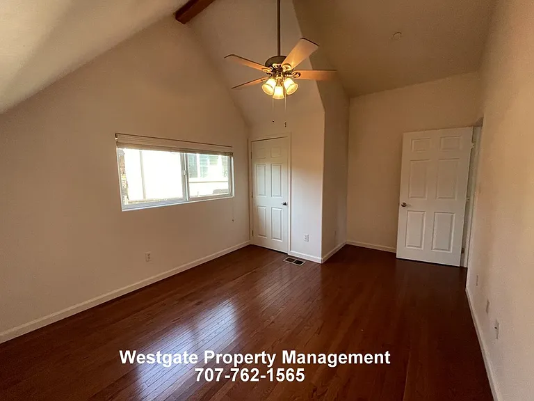 837 Bantam Way — Photo 7