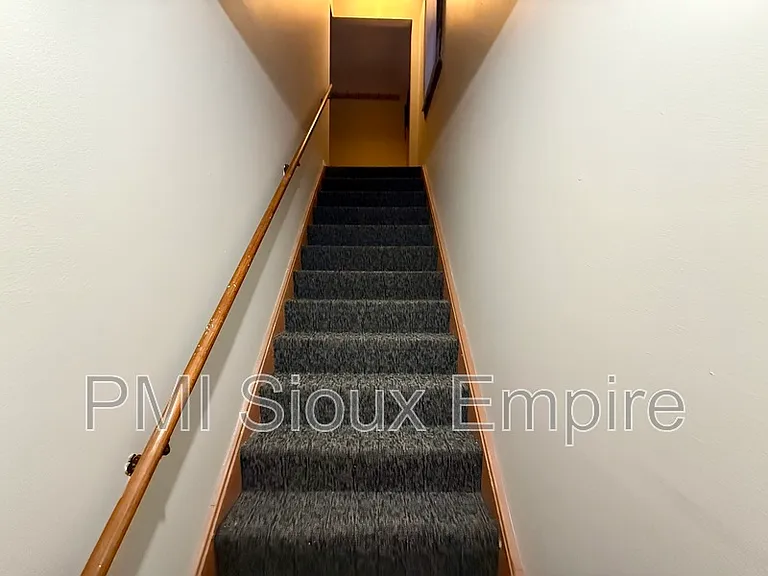 609 S Spring Ave #2 — Photo 10