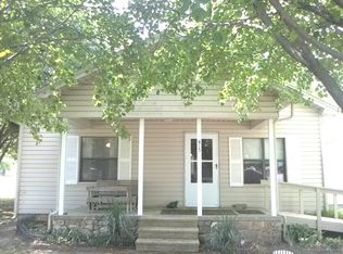 815 W 8th St, Ada, OK 74820