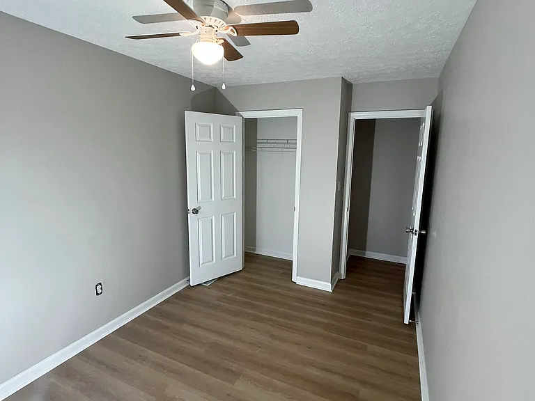 112 Lakeview Dr — Photo 22