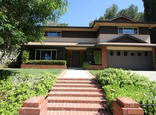 11488 Dellmont Dr, Tujunga, CA 91042