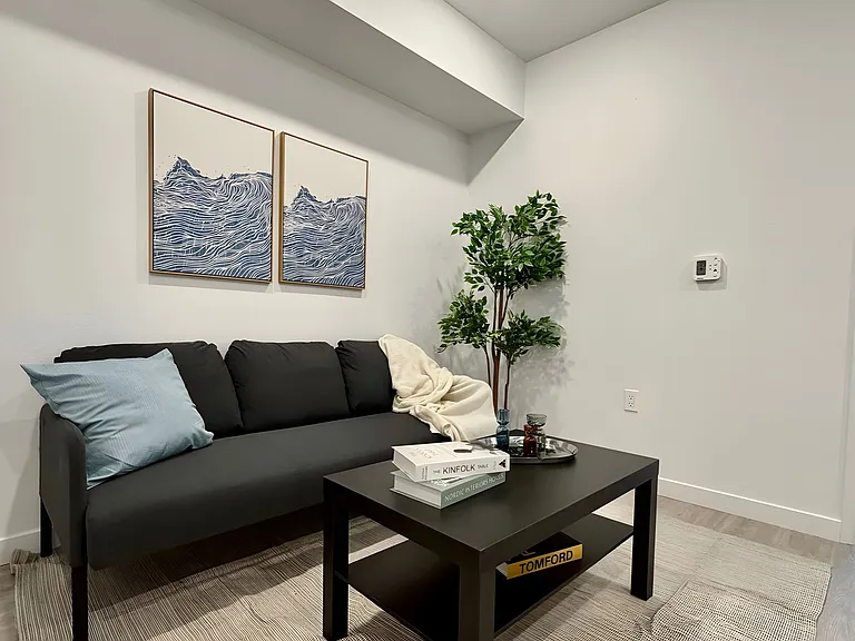 10705-09 Avalon Blvd. — Photo 4