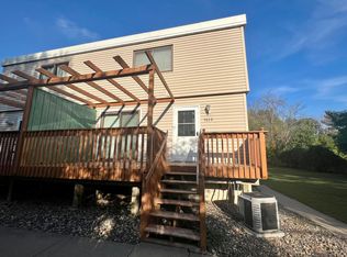 7623 63rd Ave N, Brooklyn Park, MN 55428