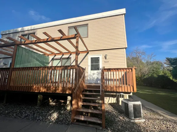 7623 63rd Ave N, Brooklyn Park, MN 55428