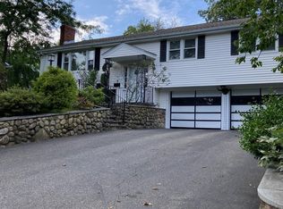71 Morningside Dr, Arlington, MA 02474