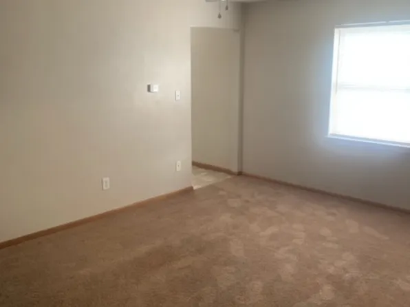 301 W Ashley St #A4, Jefferson City, MO 65101