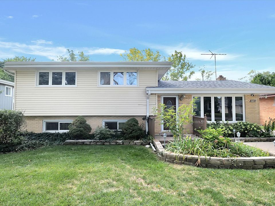 208 E Park Ave, Bloomingdale, IL 60108 | Zillow