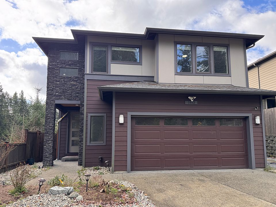 1st image of 1402 184th St SW