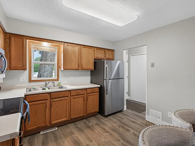 12955 Girard Ave S #2 — Photo 12