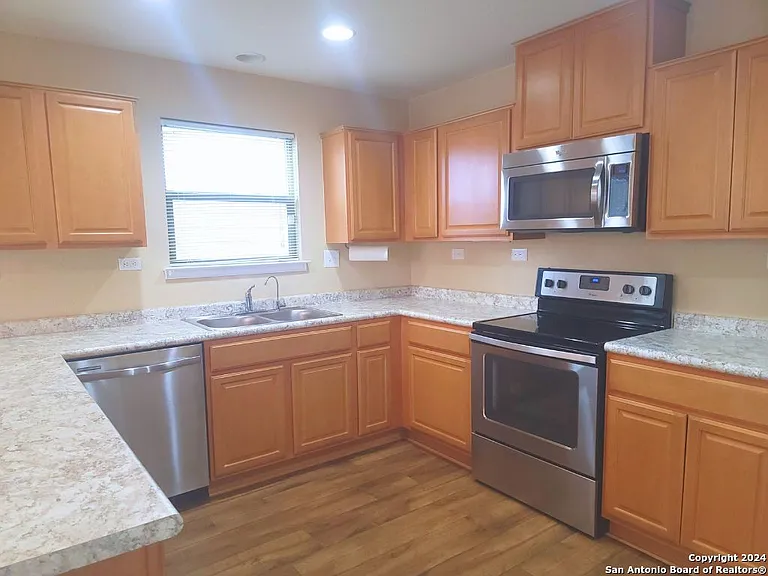 4354 Safe Hbr — Photo 3