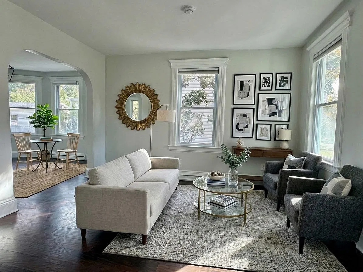 3 bed, 1.5 bath, 1550 sqft, $3,875 — Photo 1