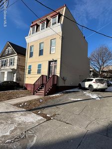 1150 Broadway, Menands, NY, 12204