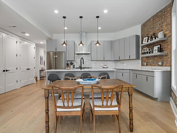 5th image of 3432 W Belden Ave #1