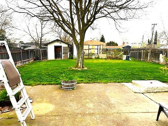 5th image of 8422 Ancho Way