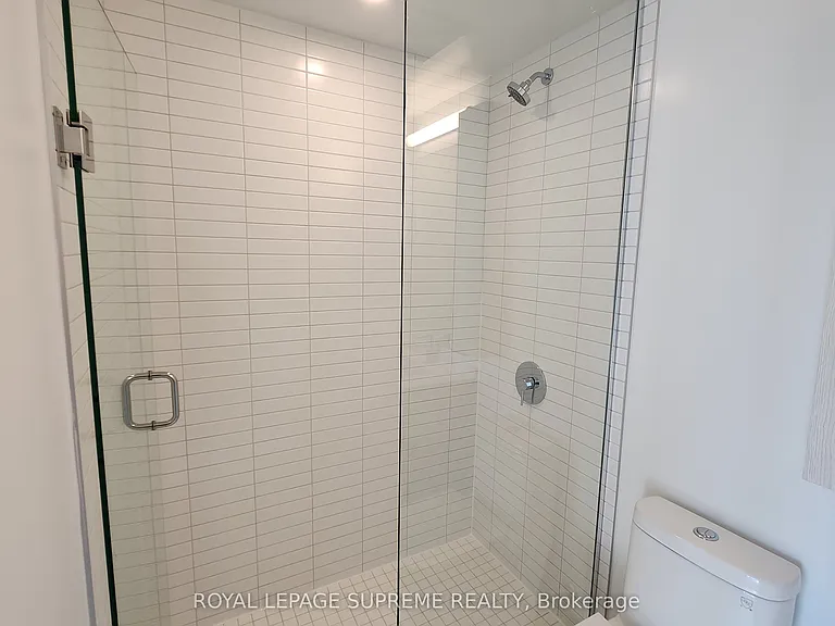 86 Dundas St E #1212 — Photo 18