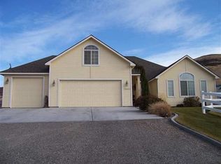 28403 S 1005 Pr SE, Kennewick, WA