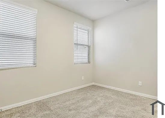 2612 Gateway Ave — Photo 19