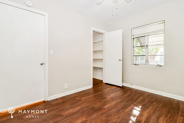 1314 Friend Ave — Photo 9